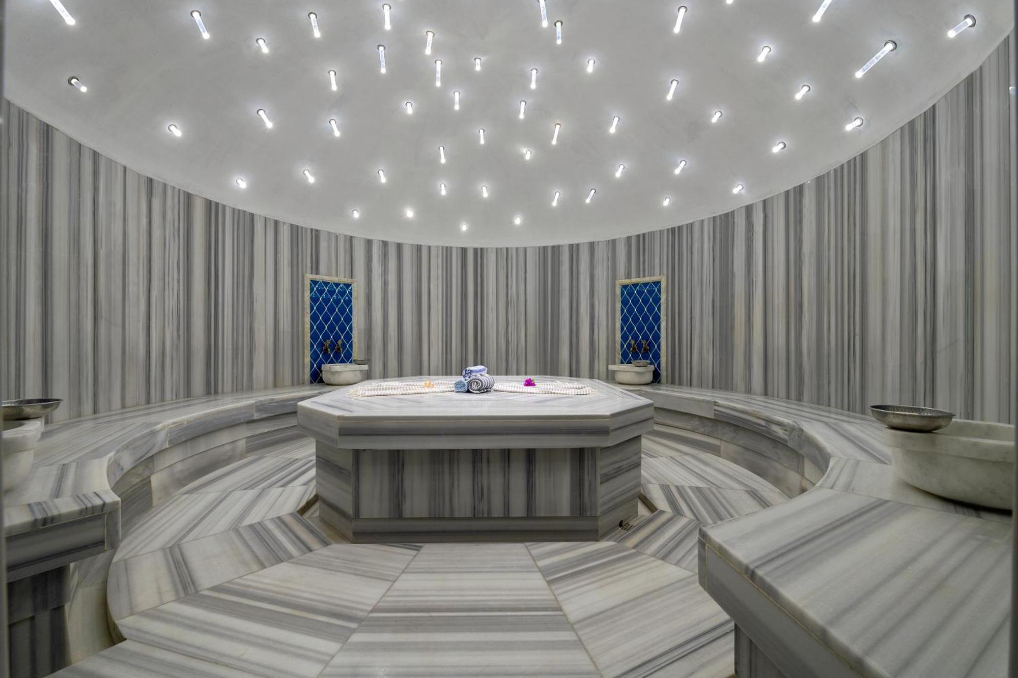 Cape Bodrum Luxury Hotel & Beach Гюндоган Екстериор снимка Turkish bath in Istanbul