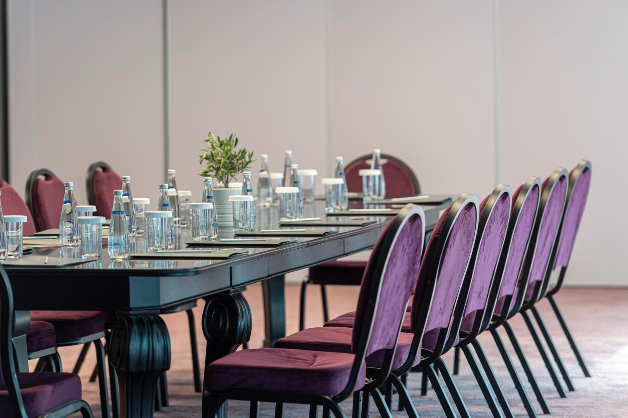 Cape Bodrum Luxury Hotel & Beach Гюндоган Екстериор снимка Banquet Hall