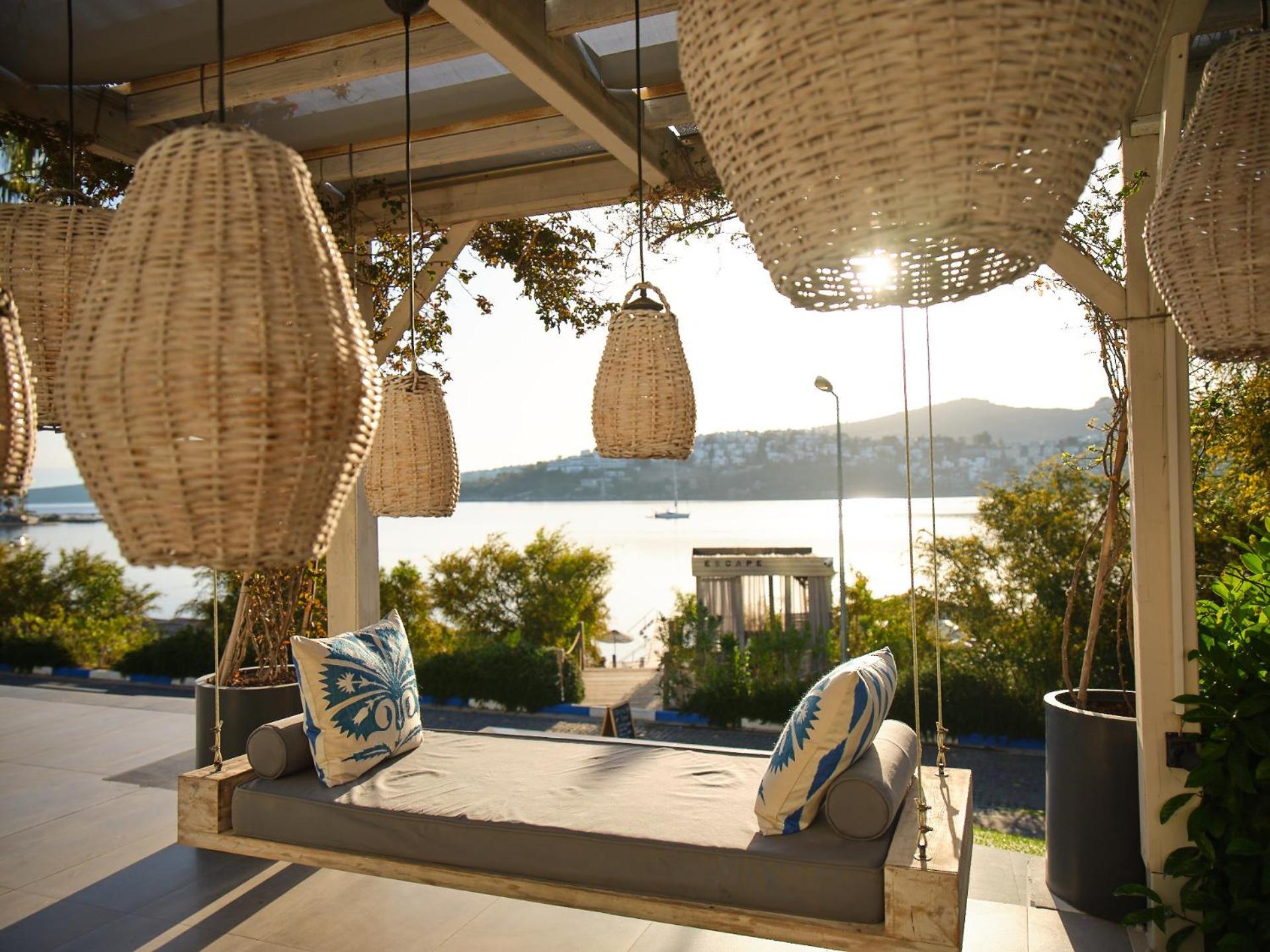 Cape Bodrum Luxury Hotel & Beach Гюндоган Екстериор снимка The Beach Club at the Four Seasons Resort
