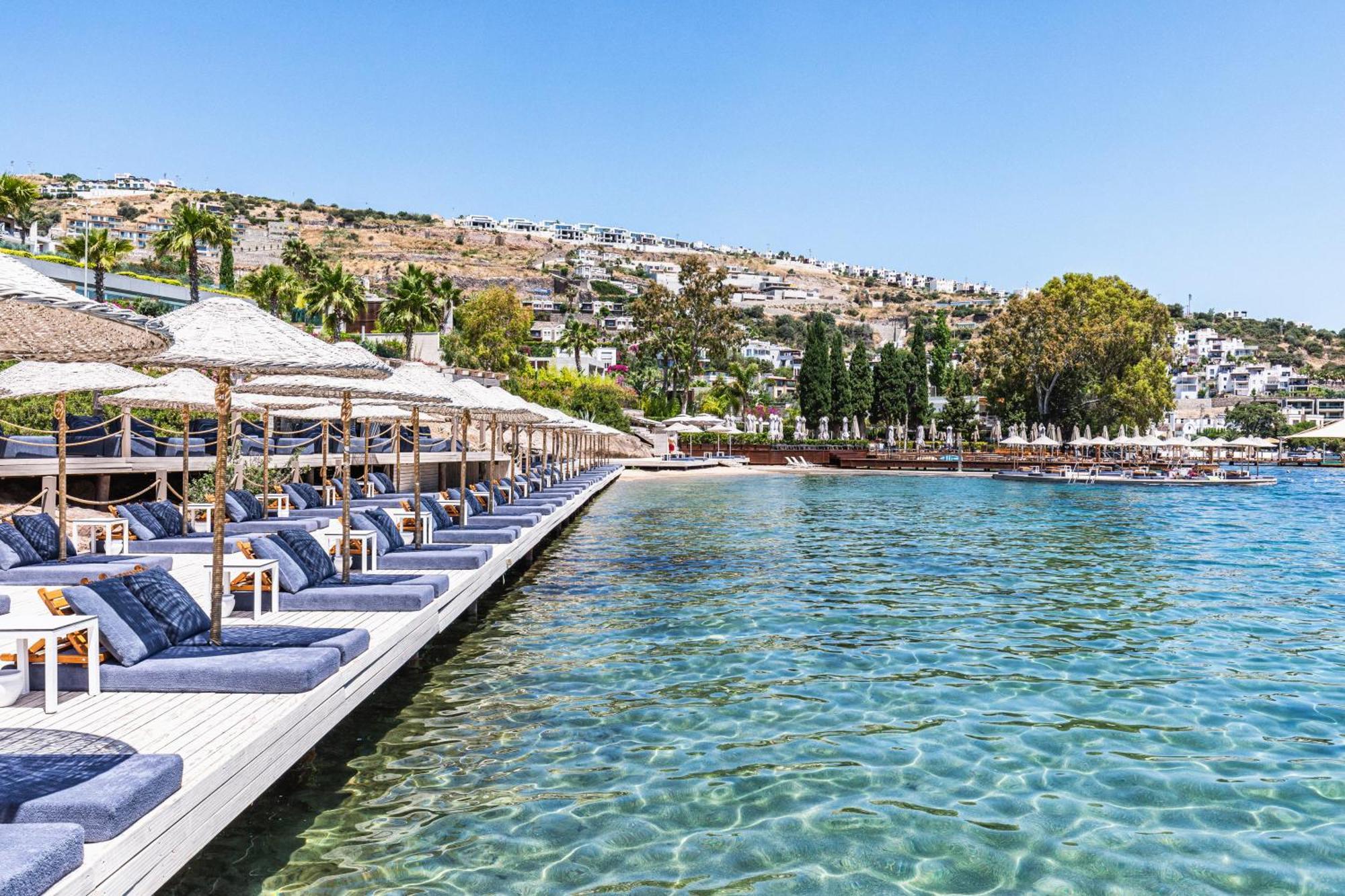 Cape Bodrum Luxury Hotel & Beach Гюндоган Екстериор снимка The beach of the hotel